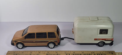 Plymouth Voyager Magic Wagon Promo U-Haul Vacationer Diecast Minivan Rare Vtg