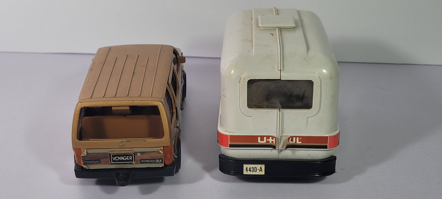 Plymouth Voyager Magic Wagon Promo U-Haul Vacationer Diecast Minivan Rare Vtg