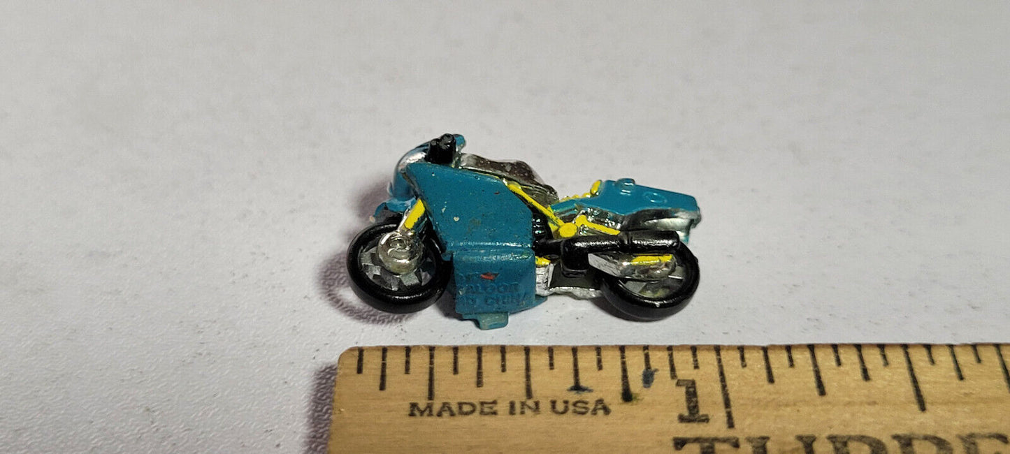 Classy Chromers Blue No Rider Motorcycle Galoob Micro Machines Rare Vintage